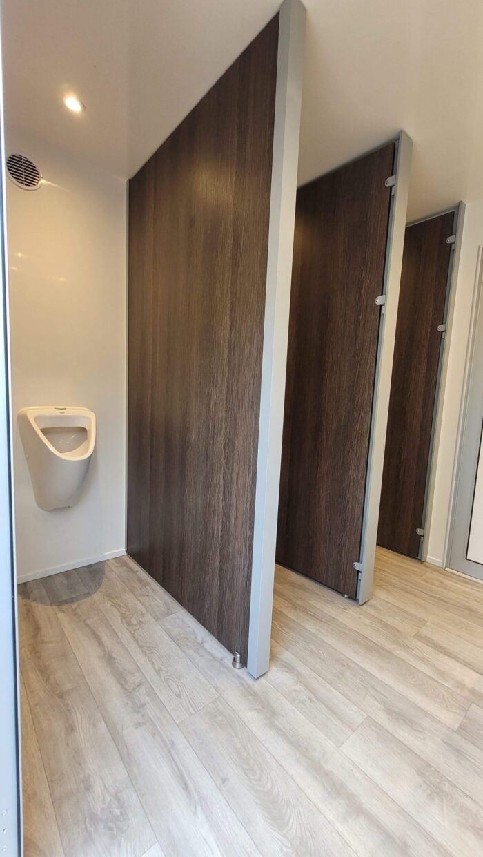 Toalety 3+2+1 / přívěs - Image 2